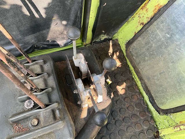 1980 mercedes- benz mb trac 1300 turbo vierwielaangedreven landbouwtractor - afbeelding 17 van  24