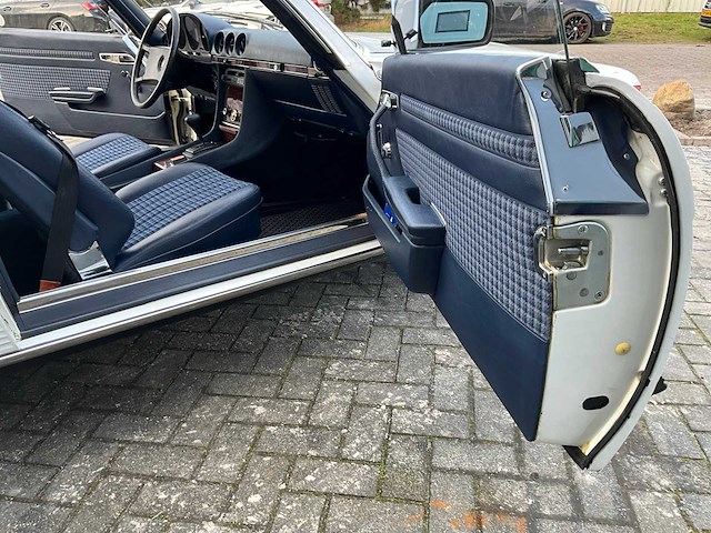 1980 mercedes-benz 280 slc oldtimer - afbeelding 13 van  31