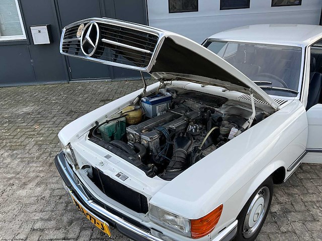 1980 mercedes-benz 280 slc oldtimer - afbeelding 16 van  31