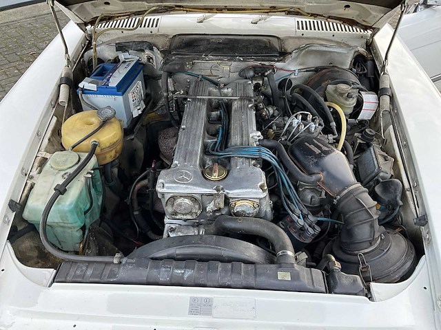 1980 mercedes-benz 280 slc oldtimer - afbeelding 17 van  31