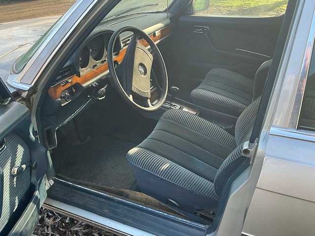 1980 mercedes-benz s-klasse 350 se v8 personenauto - afbeelding 4 van  39