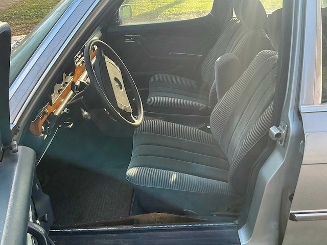 1980 mercedes-benz s-klasse 350 se v8 personenauto - afbeelding 5 van  39