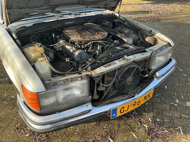 1980 mercedes-benz s-klasse 350 se v8 personenauto - afbeelding 28 van  39