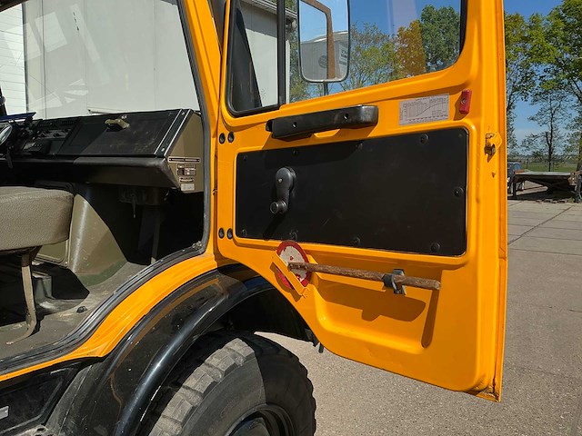 1980 mercedes-benz unimog 435 transportvoertuig - afbeelding 51 van  58