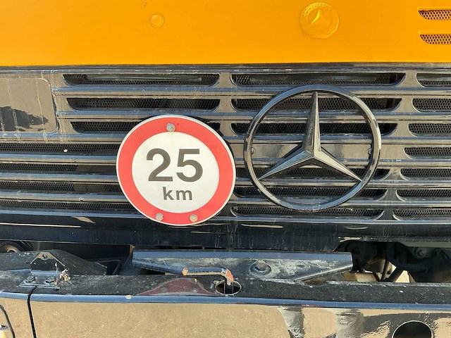 1980 mercedes-benz unimog 435 transportvoertuig - afbeelding 2 van  55