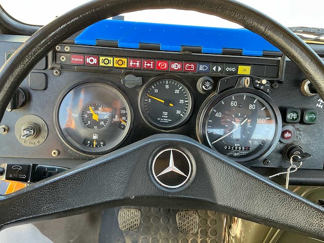 1980 mercedes-benz unimog 435 transportvoertuig - afbeelding 29 van  55
