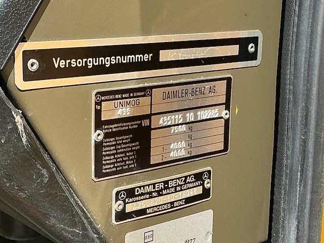 1980 mercedes-benz unimog 435 transportvoertuig - afbeelding 51 van  55