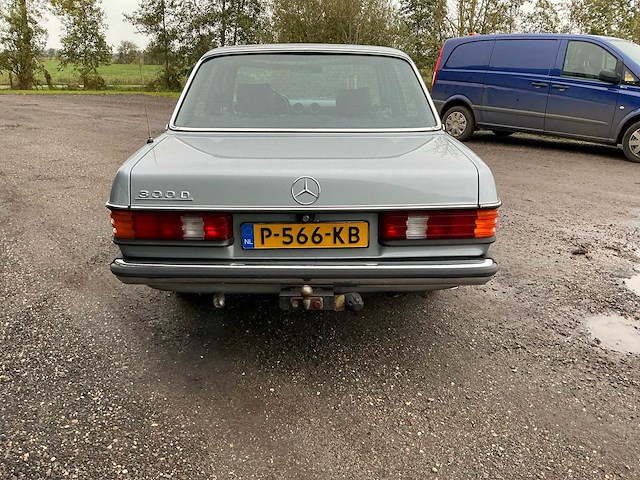 1980 mercedes-benz w123 300d wegenbelasting vrij ! personenauto - afbeelding 29 van  29