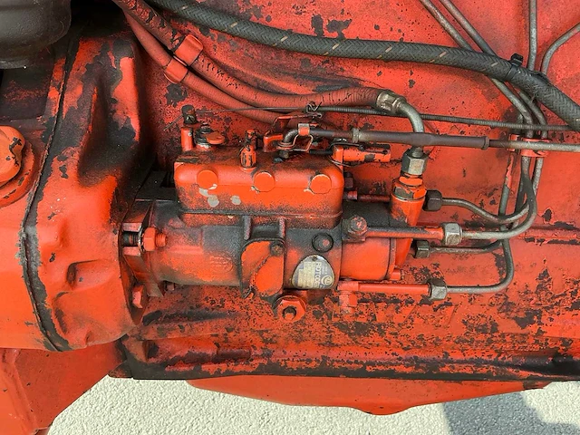 1980 renault 651 tweewielaangedreven landbouwtractor - afbeelding 8 van  25