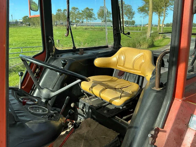 1980 renault 651 tweewielaangedreven landbouwtractor - afbeelding 11 van  25