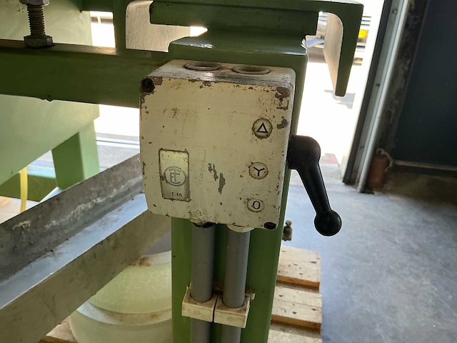 1980 slijpmachine (rondslijpen) - afbeelding 10 van  25