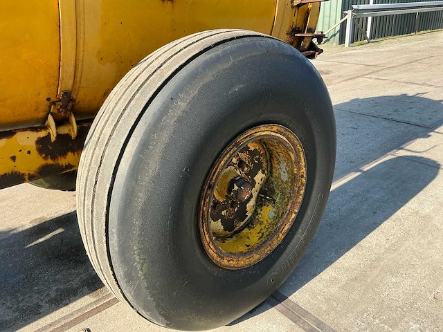 1980 veenhuis 3200 mesttank - afbeelding 9 van  13