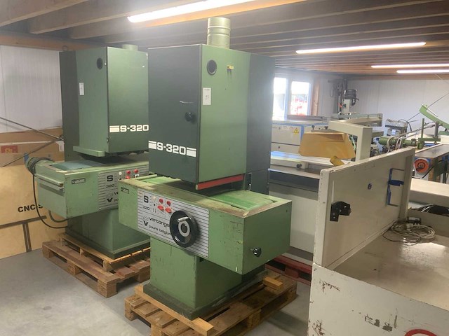 1980 vertongen s-320 stijlenbandschuurmachine - afbeelding 2 van  6