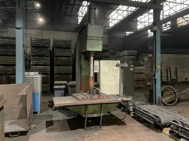 1980 vremac hydraulische pers - afbeelding 5 van  12