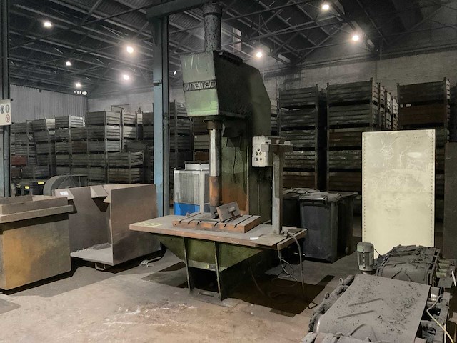 1980 vremac hydraulische pers - afbeelding 6 van  12