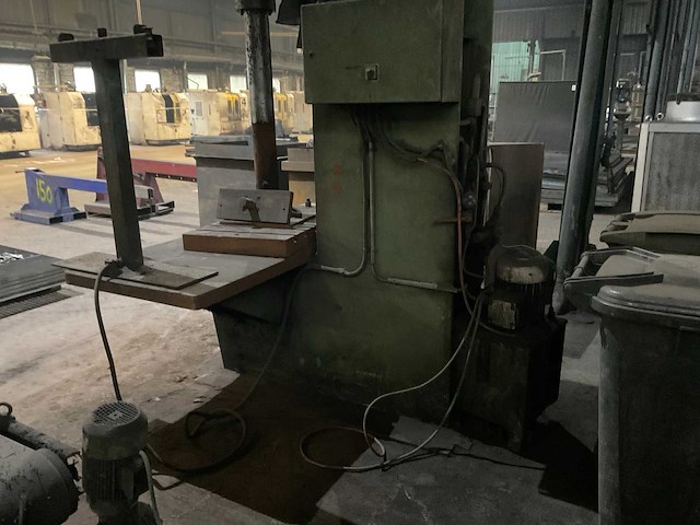 1980 vremac hydraulische pers - afbeelding 8 van  12