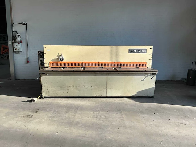 1981 - safan - vs-310-6 - plate shear - afbeelding 1 van  16