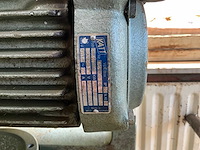 1981 bäuerle pks 100 pendelzaagmachine - afbeelding 13 van  15