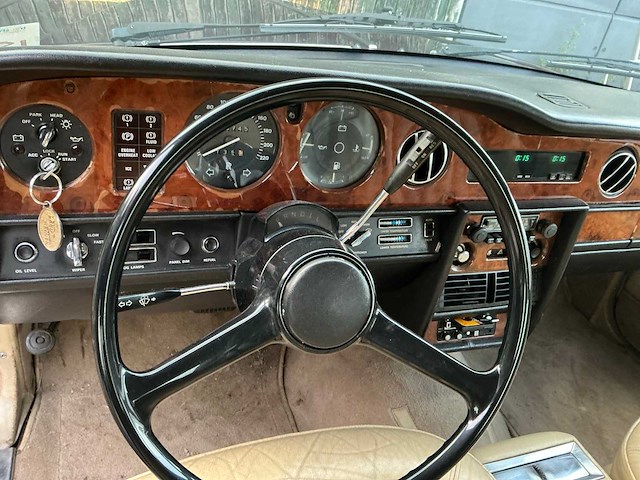 1981 bentley mulsanne personenauto - afbeelding 38 van  65