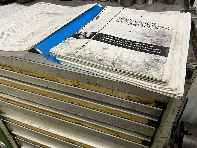 1981 colchester lathe magnum 1250 precisie draaibank - afbeelding 33 van  39