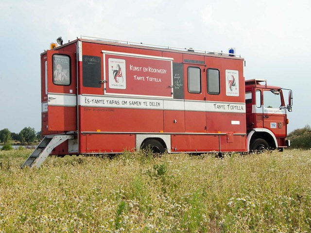 1981 daf900 professionele foodtruck - afbeelding 2 van  63