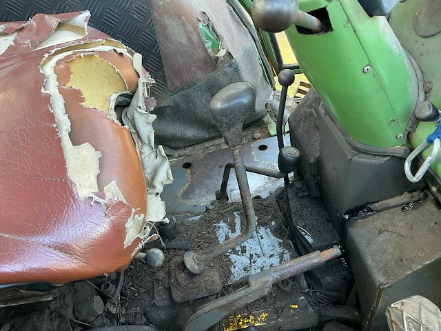 1981 fendt farmer 104ls tweewielaangedreven landbouwtractor - afbeelding 10 van  25