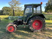 1981 fendt farmer 104ls tweewielaangedreven landbouwtractor - afbeelding 9 van  14