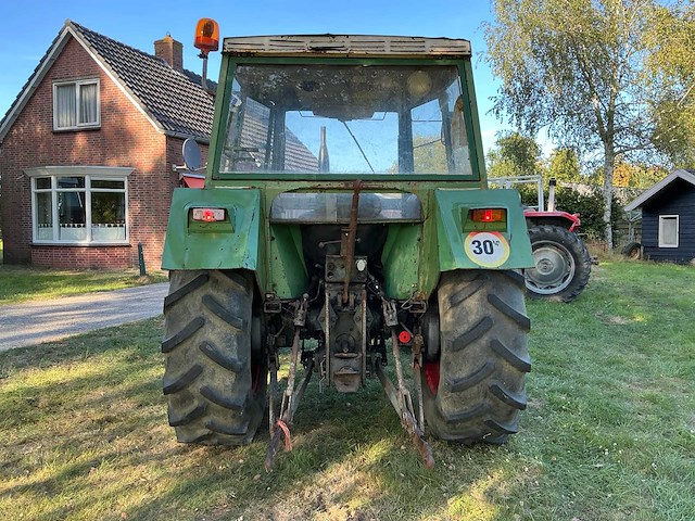 1981 fendt farmer 104ls tweewielaangedreven landbouwtractor - afbeelding 6 van  14