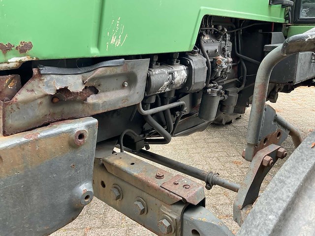 1981 fendt farmer 308ls turbomatik tweewielaangedreven landbouwtractor - afbeelding 4 van  29