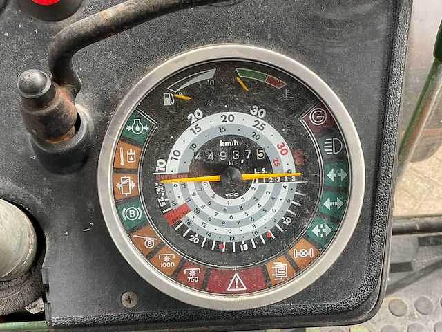 1981 fendt farmer 308ls turbomatik tweewielaangedreven landbouwtractor - afbeelding 24 van  29
