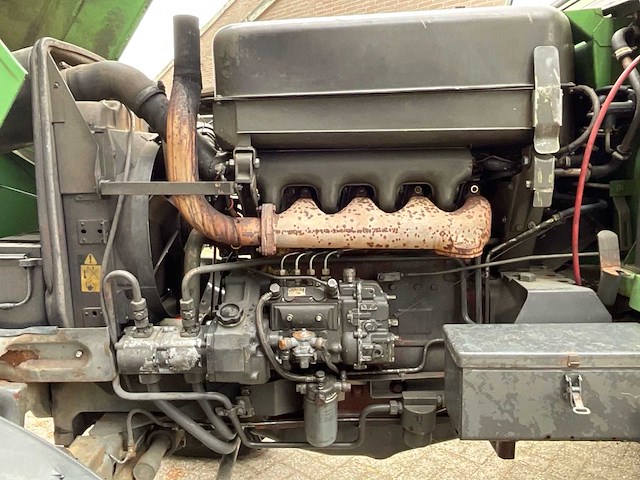 1981 fendt farmer 308ls turbomatik tweewielaangedreven landbouwtractor - afbeelding 27 van  29