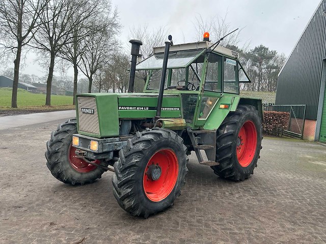 1981 fendt favorit 614 ls vierwielaangedreven landbouwtractor - afbeelding 1 van  51