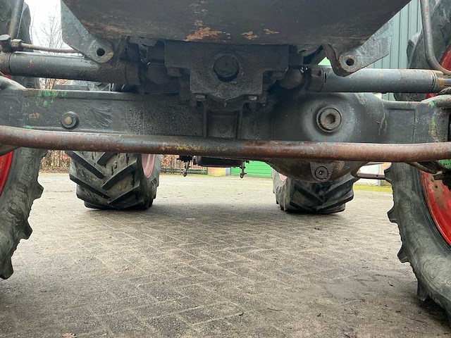 1981 fendt favorit 614 ls vierwielaangedreven landbouwtractor - afbeelding 15 van  51