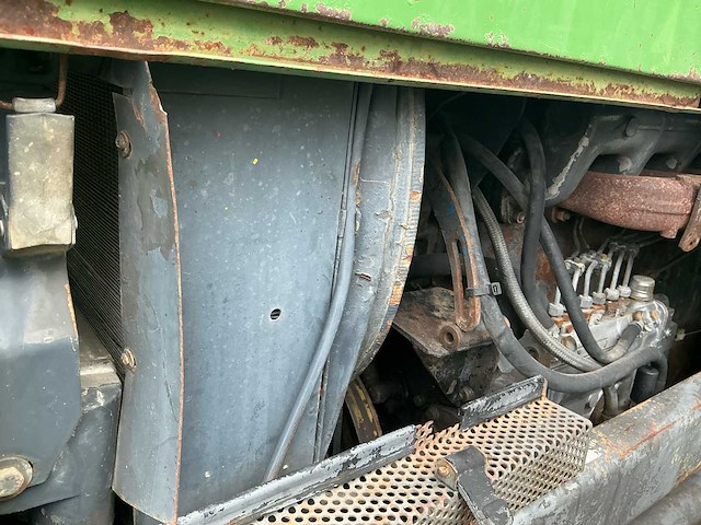 1981 fendt favorit 614 ls vierwielaangedreven landbouwtractor - afbeelding 17 van  51
