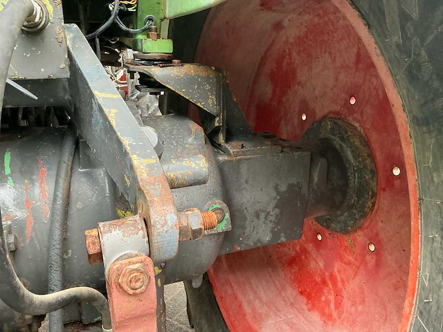 1981 fendt favorit 614 ls vierwielaangedreven landbouwtractor - afbeelding 25 van  51