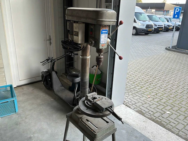 1981 hurricane h-1200 b tafelboormachine - afbeelding 8 van  14