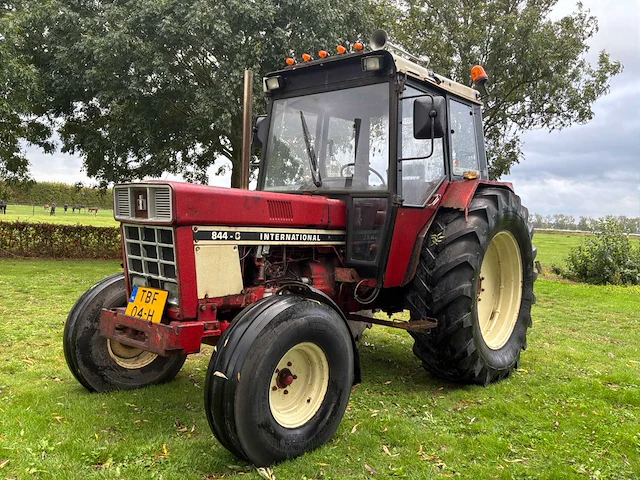 1981 international 844-s 2wd - afbeelding 1 van  57