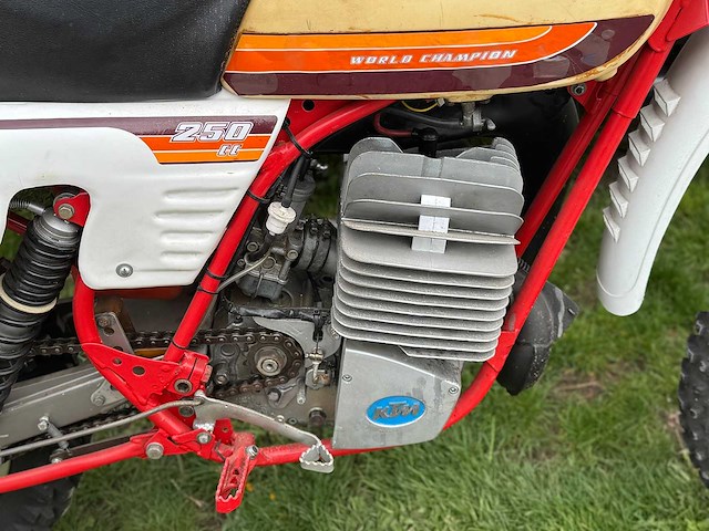 1981 ktm 250cc gs motorfiets - afbeelding 12 van  12