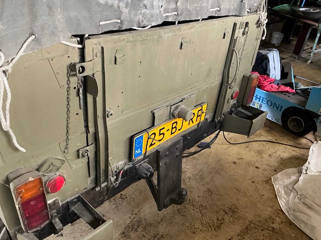 1981 land rover 88 bedrijfswagen - afbeelding 9 van  17