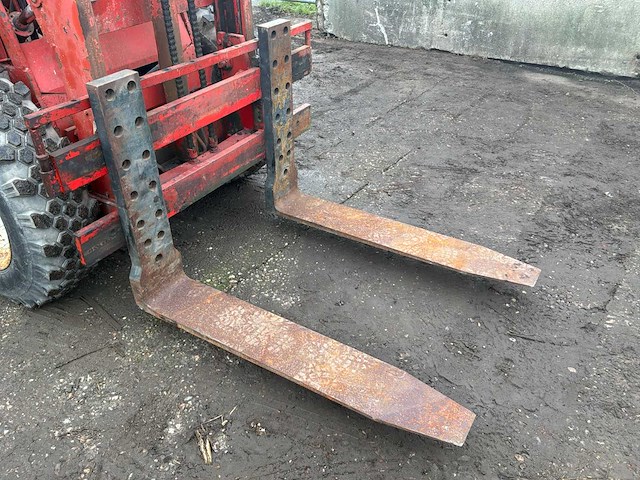 1981 manitou 10e200 vorkheftruck - afbeelding 18 van  19