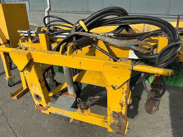 1981 nido rolb 1,70 veegborstel - afbeelding 1 van  8