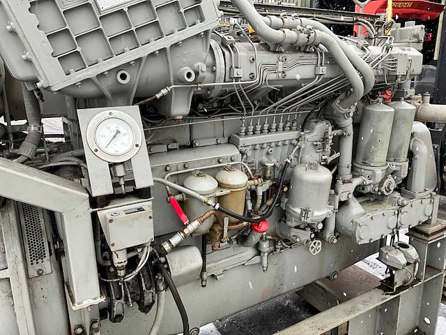 1981 strüver noodstroomaggregaat - afbeelding 22 van  25