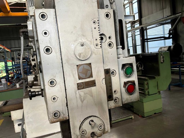 1981 tos fnk 25 freesmachine - afbeelding 8 van  18