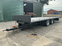 1981 veenhuis 16000 tandemasser plateau-/machineaanhanger met landbouwkenteken - afbeelding 1 van  17