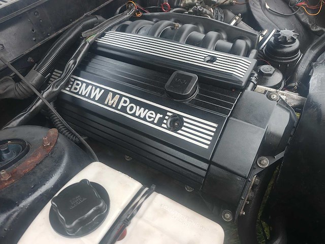 1981 volvo 244 oldtimer met 6 cilinder m52b28 bmw motor - afbeelding 13 van  30