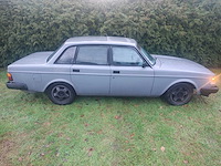 1981 volvo 244 oldtimer met 6 cilinder m52b28 bmw motor - afbeelding 23 van  30