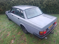 1981 volvo 244 oldtimer met 6 cilinder m52b28 bmw motor - afbeelding 18 van  30