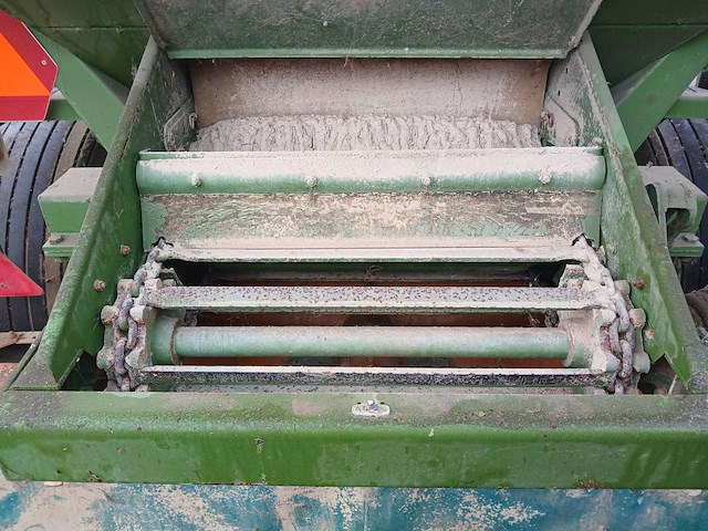 1982 amazone zg 5000 kalkstrooier - afbeelding 5 van  15