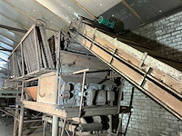 1982 campfens aardappel schudsorteerder met stortbunkers - afbeelding 4 van  77