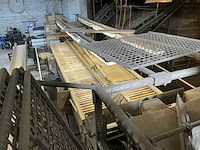 1982 campfens aardappel schudsorteerder met stortbunkers - afbeelding 17 van  77